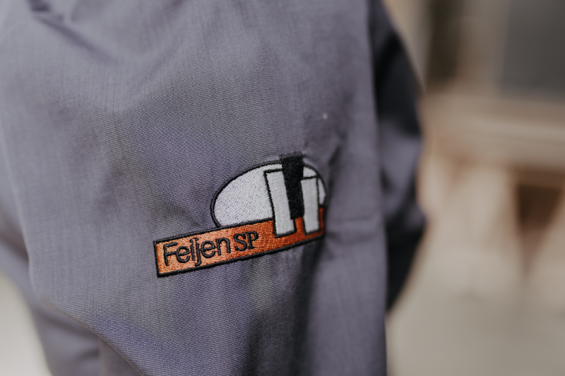 Feijen SP logo op shirt